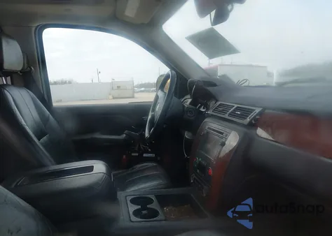 2007 Chevrolet Avalanche 1500 Ltz from USA, damaged, VIN 3GNEC12057G172134